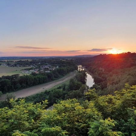 ¨Gite Du Cafe Suquet Giroussens Exteriör bild