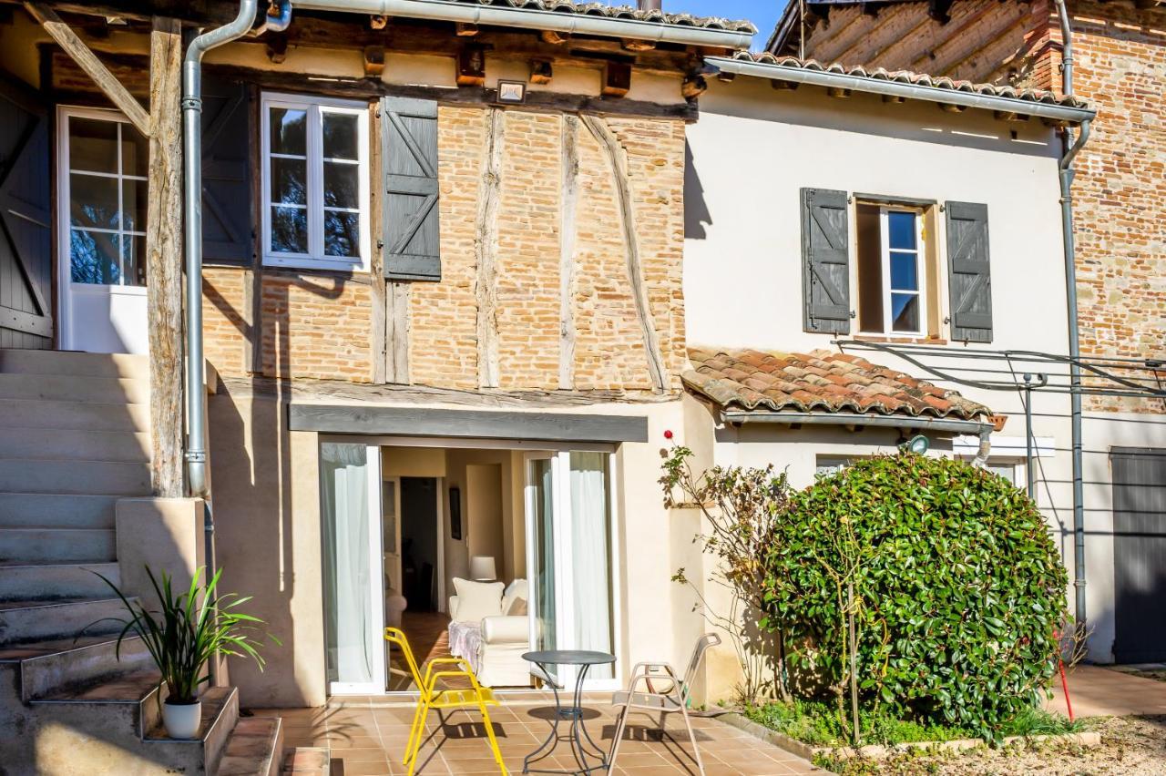 ¨Gite Du Cafe Suquet Giroussens Exteriör bild
